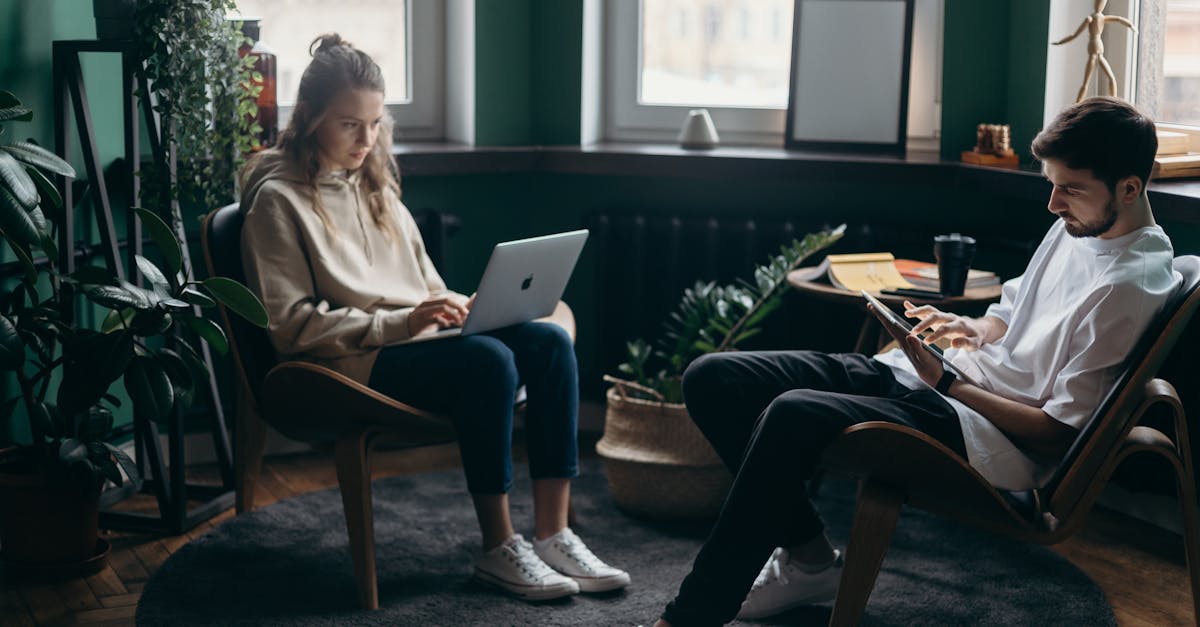 découvrez le minimalisme numérique, une approche qui prône l'utilisation consciente et réfléchie des technologies pour simplifier votre vie digitale, réduire le stress et retrouver un équilibre sain entre le monde virtuel et la réalité.