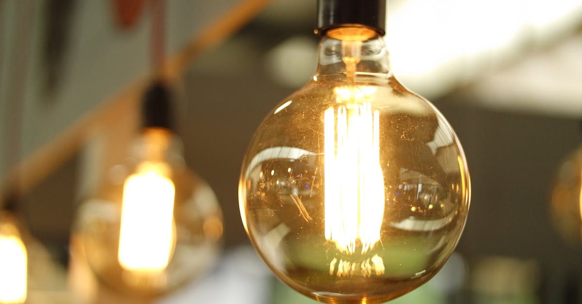découvrez des stratégies efficaces pour la conservation de l'énergie et réduisez votre empreinte écologique. apprenez comment optimiser votre consommation d'énergie au quotidien.