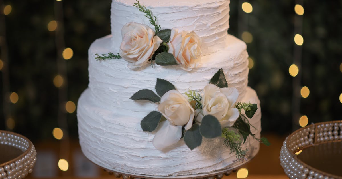 découvrez l'élégance des mariages minimalistes : une célébration épurée et chic, mettant en avant l'essentiel pour un jour inoubliable. explorez des idées de décoration, de tenues et d'organisations qui reflètent votre amour avec simplicité et raffinement.