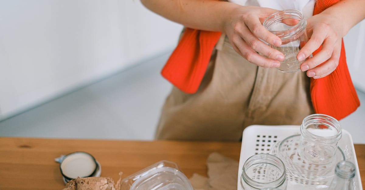 découvrez des stratégies efficaces pour réduire les déchets électroniques et adopter un mode de vie plus durable. apprenez à recycler, réparer et réutiliser vos appareils pour protéger notre planète.
