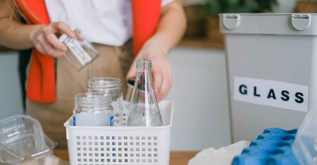 découvrez des astuces simples et efficaces pour réduire les déchets électroniques. apprenez comment prolonger la durée de vie de vos appareils, recycler correctement vos vieux gadgets et adopter des pratiques durables pour un avenir plus vert.