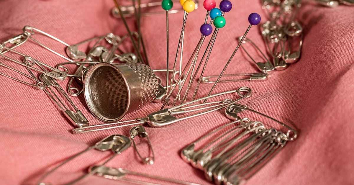 découvrez l'art de la couture avec nos conseils et tutoriels ! apprenez à créer vos propres vêtements, accessoires et projets de couture uniques. que vous soyez débutant ou couturier expérimenté, trouvez l'inspiration et les techniques pour réaliser vos idées créatives.