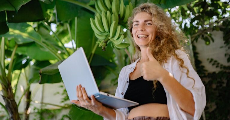 découvrez comment la numérisation transforme les secteurs d'activité, améliore l'efficacité opérationnelle et optimise l'expérience client pour un avenir plus connecté et innovant.