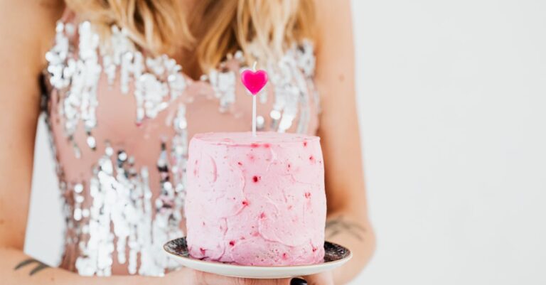découvrez la délicieuse douceur des châtaignes confites, un régal sucré qui émerveillera vos papilles avec son goût doux et sa texture fondante. parfaites pour les fêtes ou comme en-cas gourmand, ces châtaignes caramélisées vous plongeront dans un univers de saveurs authentiques.