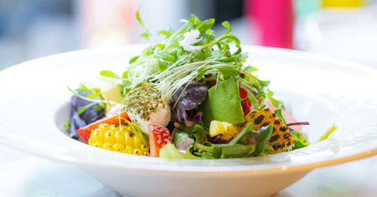 découvrez le monde savoureux des sushis vegans : des recettes innovantes, des ingrédients frais et des saveurs inoubliables qui raviront vos papilles tout en respectant votre mode de vie végétalien.