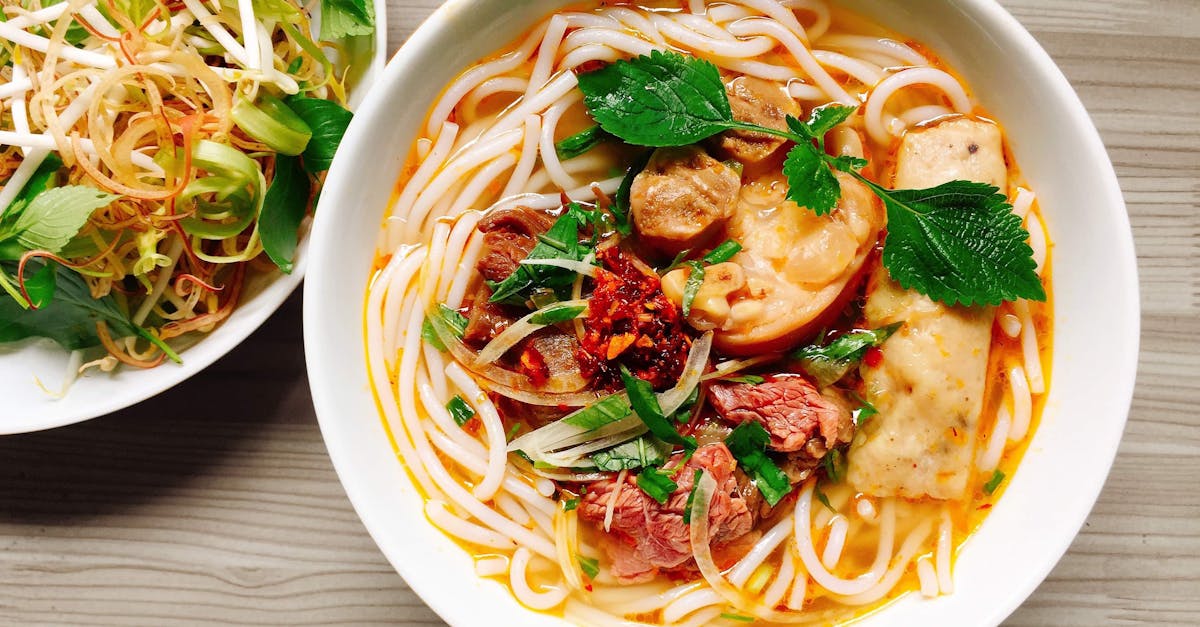 découvrez notre délicieuse recette de soupe de châtaigne, un plat réconfortant aux saveurs automnales. élaborée avec des ingrédients naturels et savoureux, cette soupe crémeuse est parfaite pour réchauffer les soirées fraîches. à déguster sans modération!