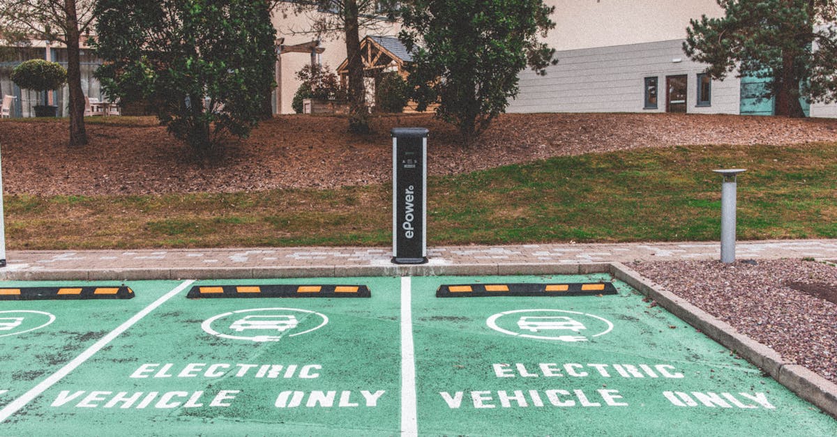 découvrez l'avenir de la mobilité avec les véhicules électriques. écologiques, silencieux et économiques, ces voitures modernes révolutionnent notre manière de conduire tout en réduisant notre empreinte carbone. explorez les avantages et les technologies innovantes qui rendent les véhicules électriques incontournables.