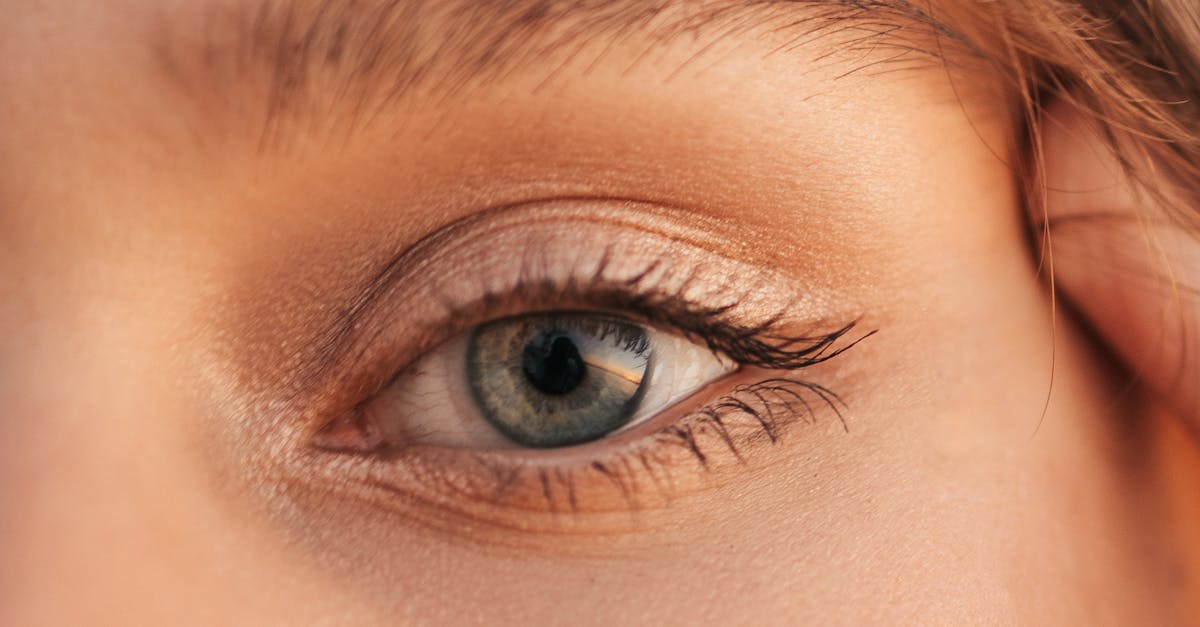 découvrez notre démaquillant naturel, spécialement formulé pour éliminer toutes traces de maquillage tout en respectant la douceur de votre peau. offrez-vous un moment de pureté et de fraîcheur avec des ingrédients issus de la nature.