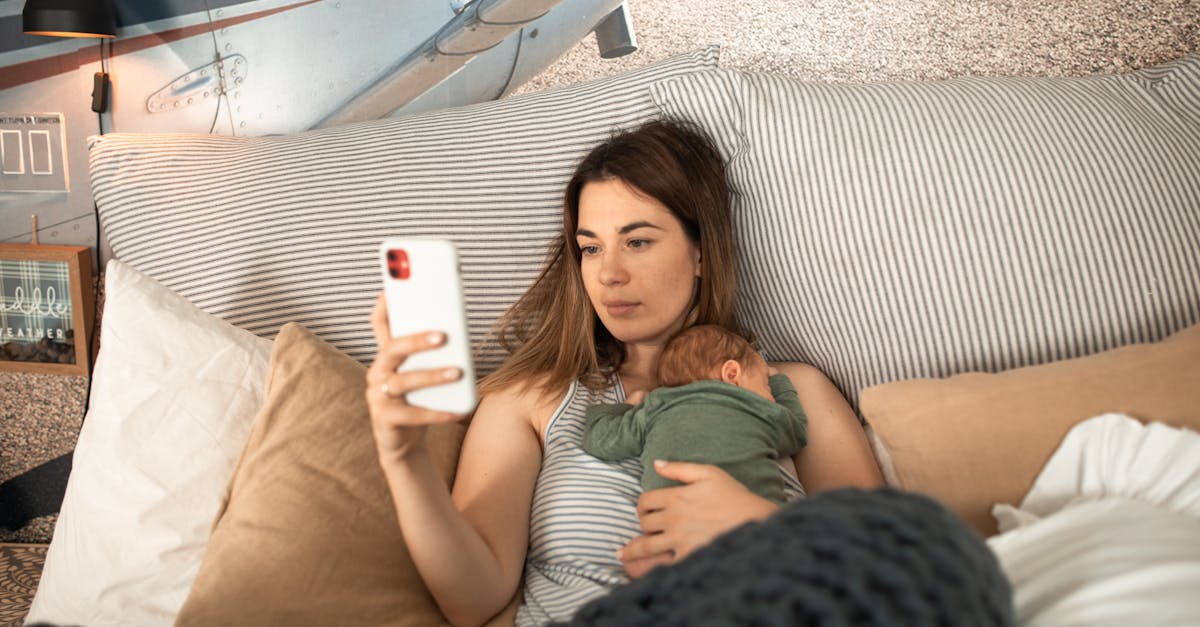 découvrez des remèdes naturels pour favoriser un sommeil de qualité. apprenez des techniques, des plantes et des astuces pour améliorer votre sommeil et vous réveiller reposé.