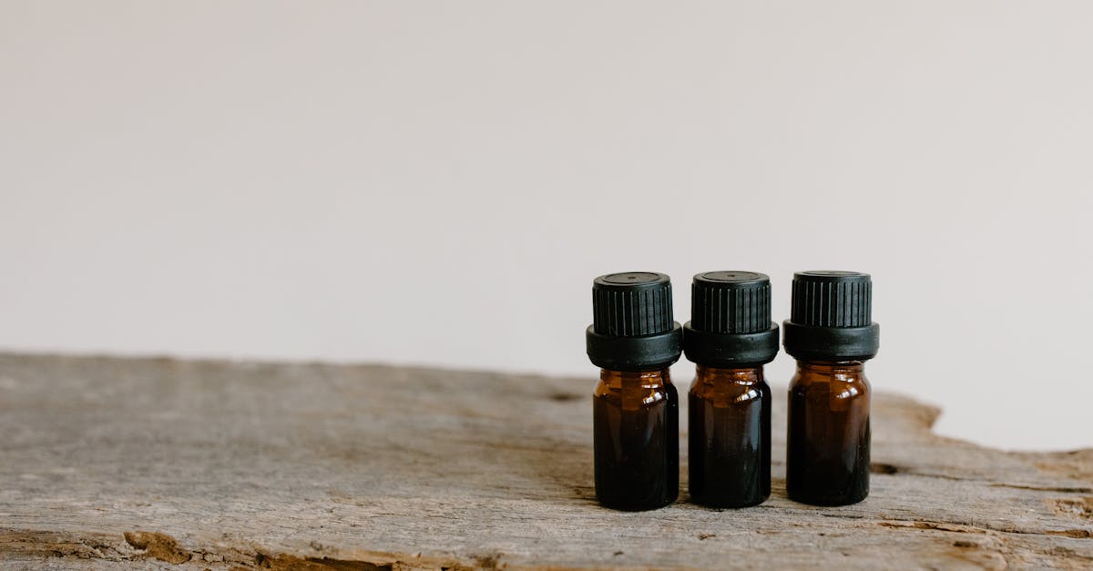 découvrez des traitements naturels efficaces pour améliorer votre santé et votre bien-être. explorez des remèdes à base de plantes, des conseils sur la nutrition et des techniques de relaxation pour un mode de vie sain et équilibré.