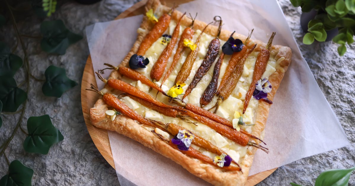 découvrez les secrets de la pâte feuilletée : une délicieuse méthode de préparation qui donne vie à des créations sucrées et salées. apprenez à réaliser des plats exquis avec cette base polyvalente et légère, idéale pour impressionner vos invités.