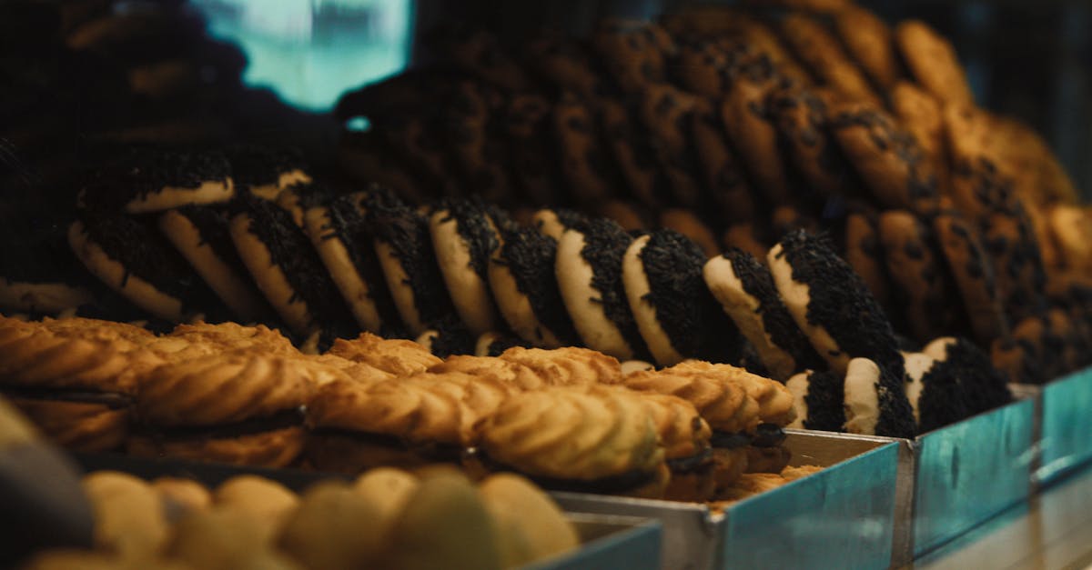 découvrez nos délicieux cookies salés, une explosion de saveurs qui réinvente le plaisir de la pâtisserie. parfaits pour accompagner vos apéritifs ou pour une collation gourmande, ces biscuits surprenants raviront vos papilles avec leur croquant et leur richesse en ingrédients frais.