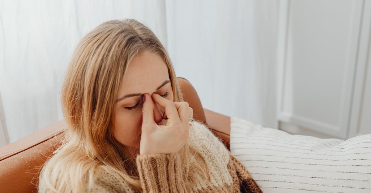 découvrez tout sur la sinusite : causes, symptômes, traitements et conseils pour soulager cette inflammation des sinus. informez-vous sur les précautions à prendre pour éviter les complications et améliorer votre qualité de vie.
