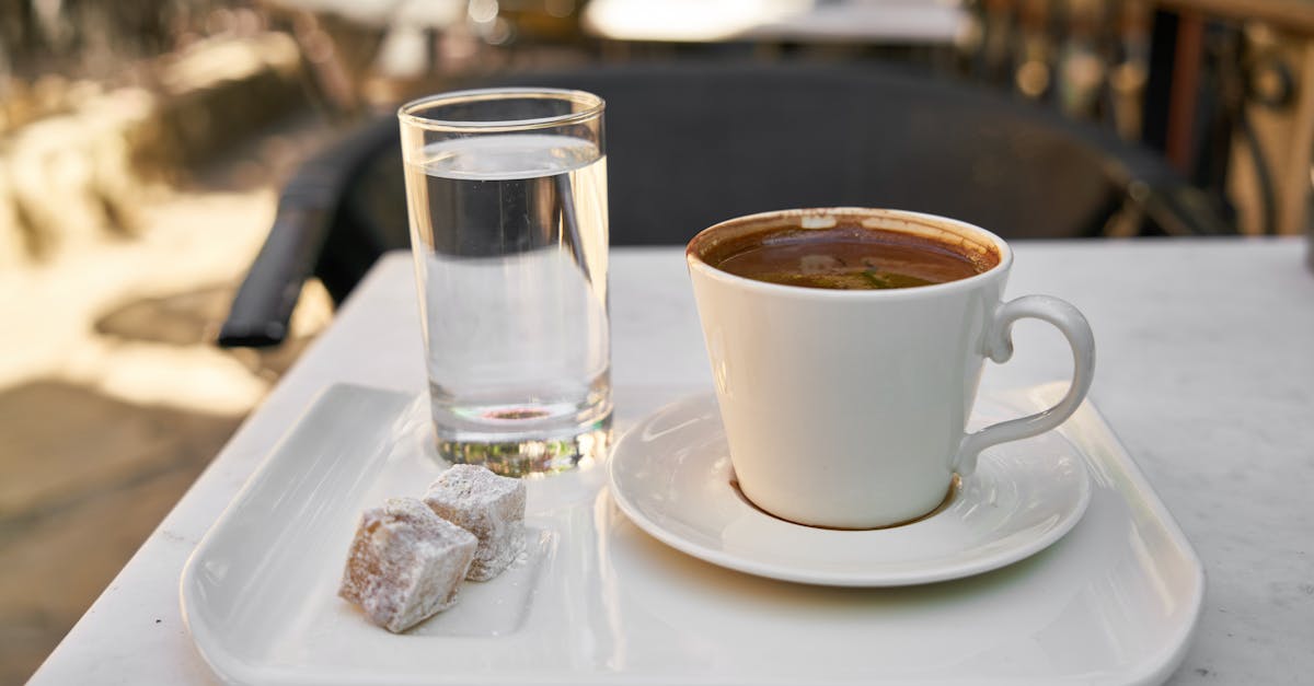 découvrez le délice turc, une confiserie traditionnelle parfumée, préparée avec des ingrédients naturels pour une explosion de saveurs. savourez cette douceur sucrée, souvent agrémentée de fruits, de noix et d'épices, qui ravira vos papilles et égayera vos moments gourmands.