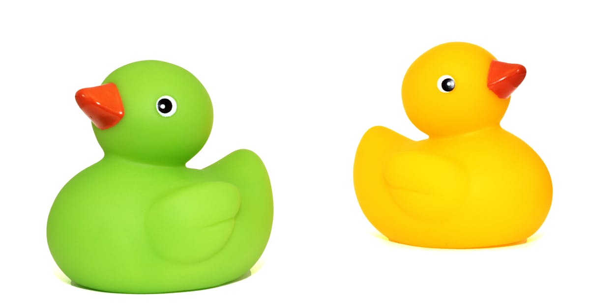 découvrez notre sélection de jouets en plastique d'occasion, alliant qualité et durabilité. parfaits pour amuser vos enfants tout en respectant l'environnement, ces jouets sont une excellente option pour un jeu responsable et ludique.