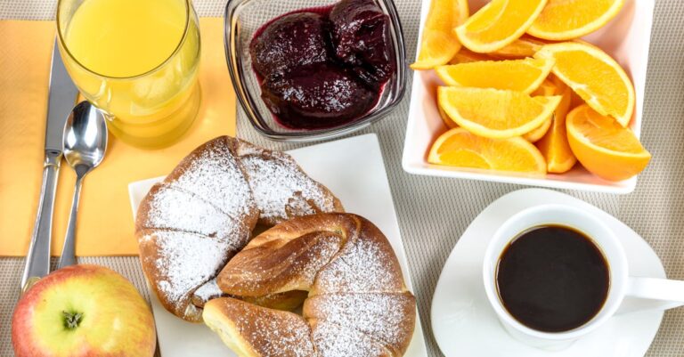 découvrez notre délicieuse recette de chia jam, une confiture saine et pleine de saveurs, idéale pour tartiner sur vos toasts ou ajouter à vos smoothies. facile à préparer, elle est riche en oméga-3 et en fibres, parfait pour un petit-déjeuner nutritif ou une collation gourmande.