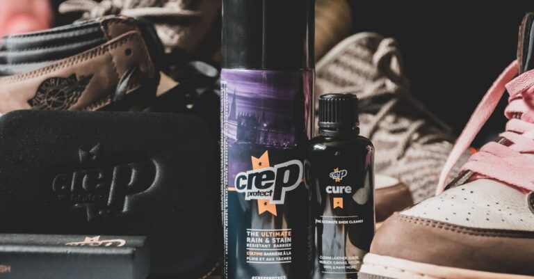 découvrez notre kiwi cire à chaussures écoresponsable, une solution respectueuse de l'environnement pour faire briller vos chaussures. protégez vos chaussures tout en préservant notre planète grâce à notre formule naturelle et biodegradable.