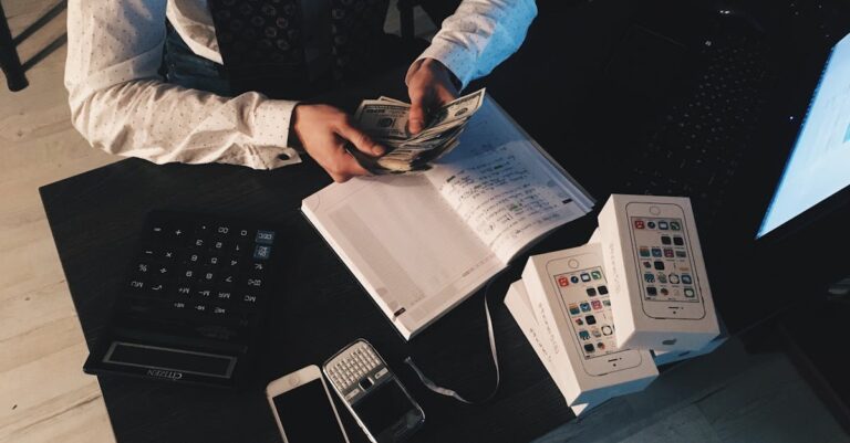 découvrez le monde fascinant de l'entrepreneuriat : conseils, stratégies et inspirations pour lancer et développer votre propre entreprise. rejoignez une communauté d'entrepreneurs et transformez vos idées en succès.