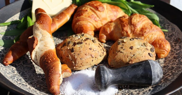 découvrez notre sélection de sels aromatisés, parfaits pour rehausser le goût de vos plats. que ce soit pour assaisonner vos viandes, poissons ou légumes, nos sels aux saveurs variées ajouteront une touche unique à votre cuisine. explorez les différentes options et faites voyager vos papilles !