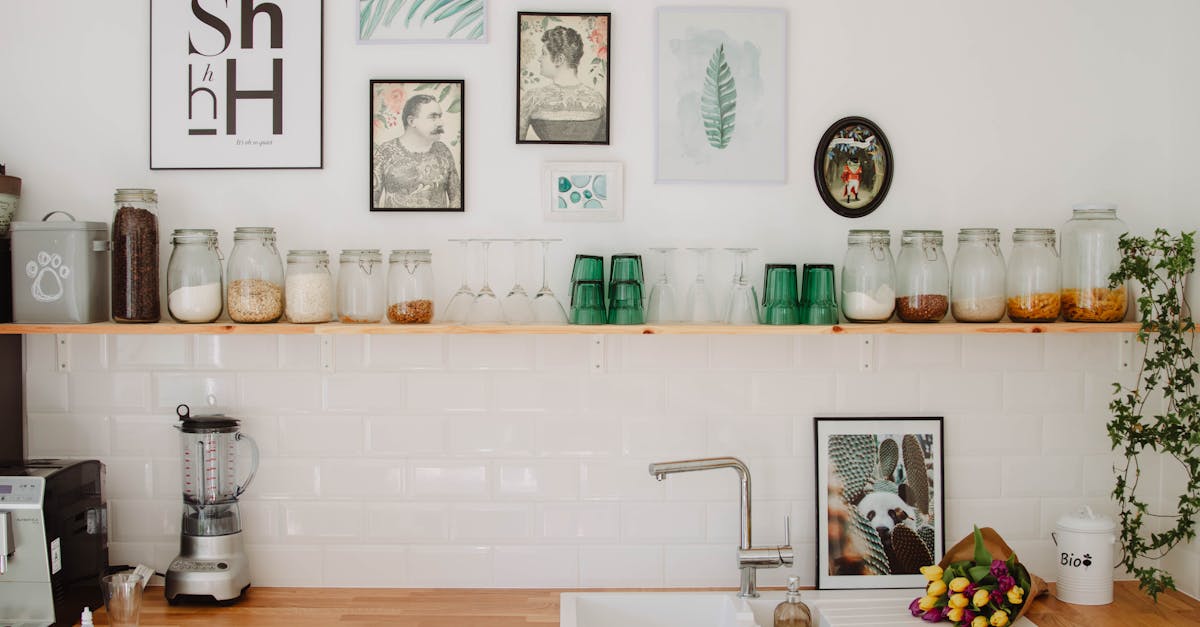découvrez notre sélection de bocaux en verre, parfaits pour la conservation des aliments, la décoration ou les projets diy. durables et esthétiques, nos bocaux en verre ajoutent une touche élégante à votre cuisine tout en préservant la fraîcheur de vos ingrédients.