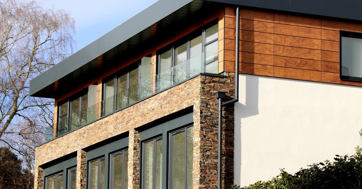 découvrez notre tiny house en verre, une oasis moderne alliant design minimaliste et éco-responsabilité. profitez d'une connexion unique avec la nature grâce à ses larges fenêtres et son architecture innovante. idéale pour un week-end de déconnexion ou une vie alternative, cette maison miniature vous offre confort et style.