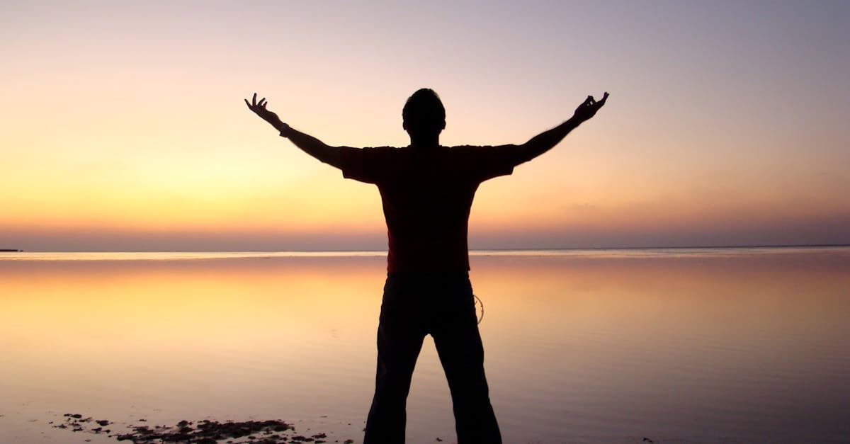 découvrez notre autobronzant naturel qui sublime votre teint sans exposition au soleil. formulé avec des ingrédients bio, il assure un bronzage uniforme, naturel et lumineux, tout en hydratant votre peau. obtenez un éclat radieux en toute saison avec notre solution respectueuse de la peau.