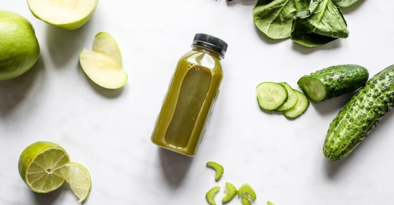 découvrez nos délicieuses tartelettes de pommes crues, un dessert healthy et savoureux qui allie le croquant de la pâte à une garniture fraîche et naturelle. idéales pour surprendre vos invités, elles sont simples à réaliser et pleines de vitamines. parfaites pour une pause gourmande et légère !