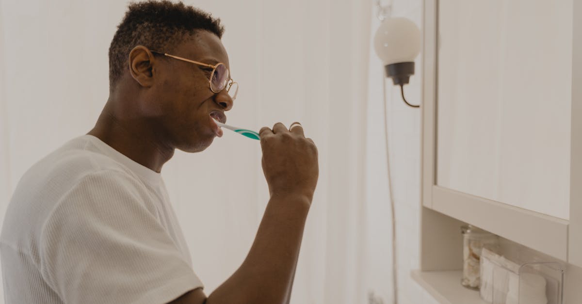 découvrez notre sélection de dentifrices innovants pour un sourire éclatant et une santé bucco-dentaire optimale. profitez de formules adaptées à tous les besoins, que ce soit pour un blanchiment efficace, une action anti-caries ou une protection sensitive. prenez soin de vos dents chaque jour avec nos produits de qualité.