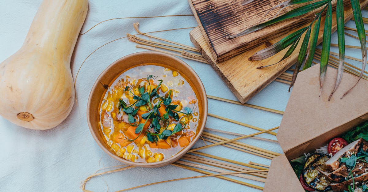 découvrez tout sur la butternut, une courge délicieuse et polyvalente. apprenez à la cuisiner, ses bienfaits nutritionnels et des recettes savoureuses pour égayer vos repas.