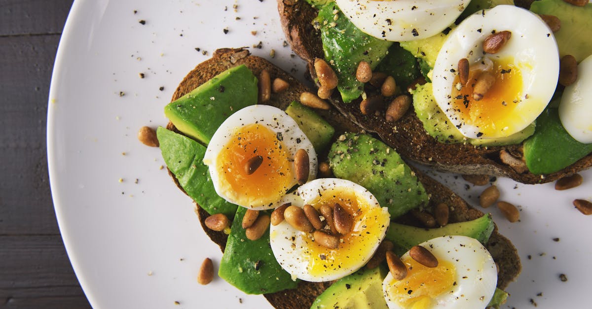 découvrez les bienfaits de l'avocat, ce fruit aux multiples vertus nutritives. apprenez à l'intégrer dans vos recettes pour une alimentation saine et savourer ses saveurs uniques.