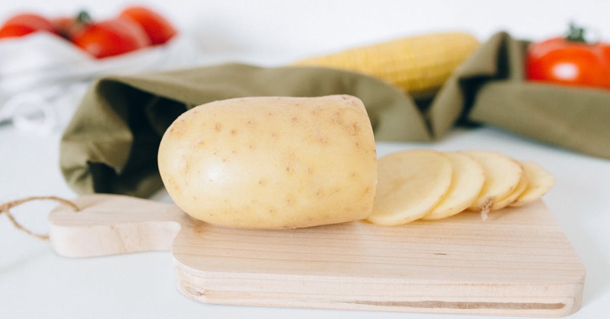 découvrez les erreurs courantes à éviter lors de la cuisson des pommes de terre pour des plats savoureux et parfaitement cuits. apprenez des conseils pratiques pour sublimer vos recettes à base de pommes de terre.