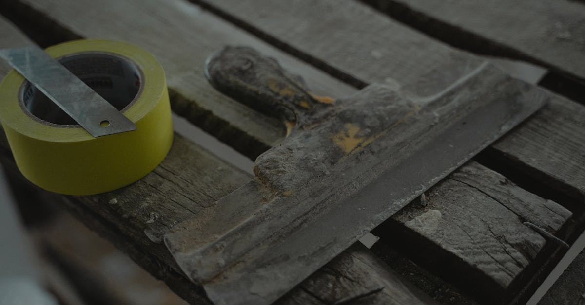 découvrez les secrets de la restauration du bois avec nos techniques professionnelles. redonnez vie à vos meubles et surfaces en bois grâce à des méthodes efficaces et respectueuses de l'environnement. transformez votre intérieur en préservant la beauté naturelle du bois.
