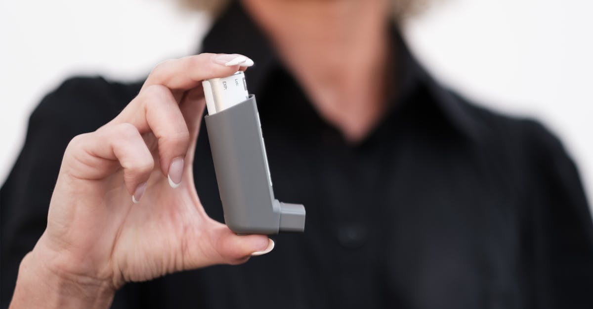 découvrez tout sur l'asthme : ses causes, symptômes, traitements et conseils pour mieux le gérer au quotidien. trouvez des informations fiables et des ressources utiles pour vivre sereinement avec cette maladie respiratoire.