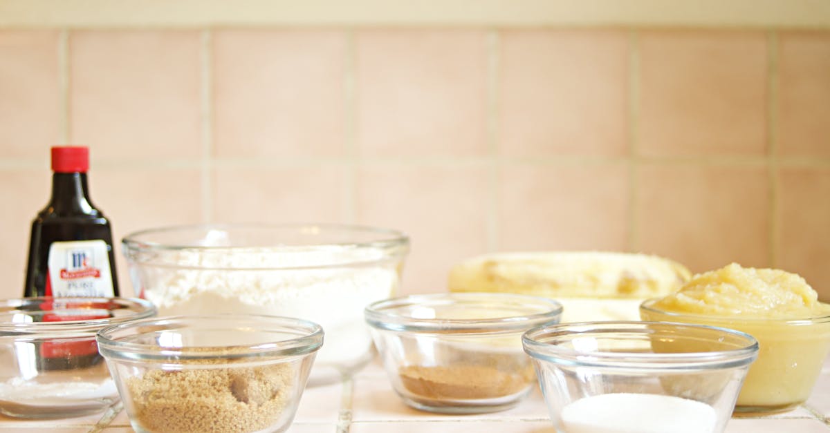 découvrez les risques associés à l'utilisation du bicarbonate de soude. bien qu'il soit un produit polyvalent, son utilisation excessive ou inappropriée peut entraîner des effets indésirables pour la santé. informez-vous sur les précautions à prendre et les situations à éviter.