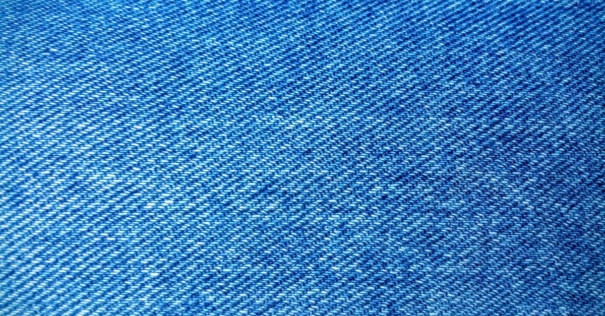 découvrez notre collection de denim tendance, alliant confort et style intemporel. du jeans classique aux vestes en denim, trouvez la pièce parfaite pour compléter votre garde-robe.