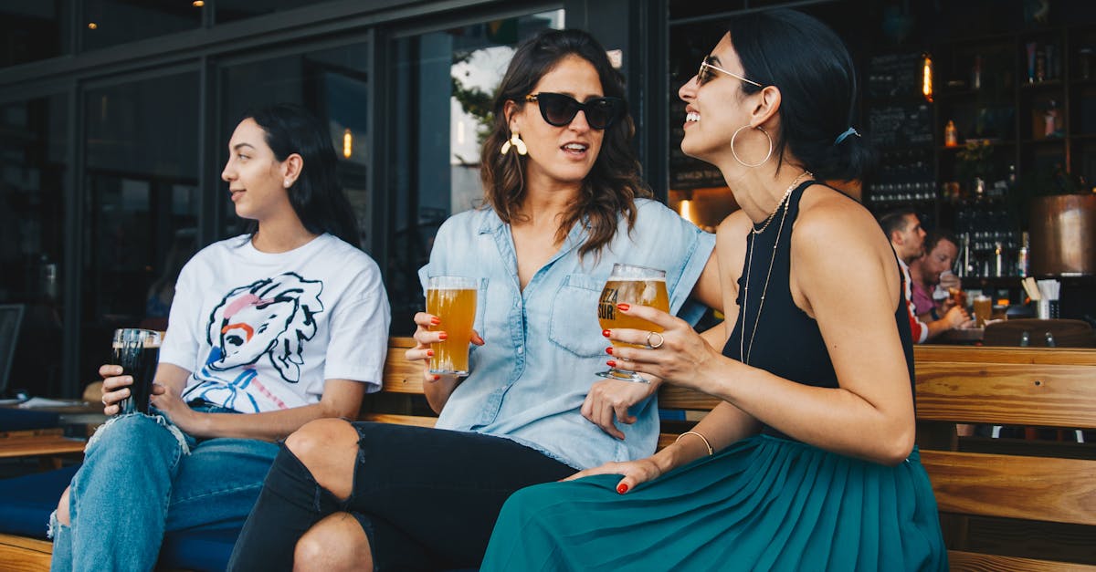 découvrez notre sélection de boissons variées, des classiques intemporels aux créations innovantes. que vous cherchiez des cocktails rafraîchissants, des mocktails savoureux ou des boissons non alcoolisées, trouvez votre bonheur parmi nos recettes inspirantes et nos conseils de préparation.