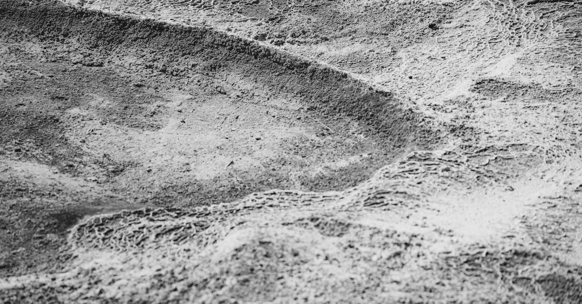 découvrez les causes et les solutions pour lutter contre la sécheresse de la peau. apprenez à hydrater efficacement votre épiderme et à préserver son éclat naturel grâce à nos conseils experts.
