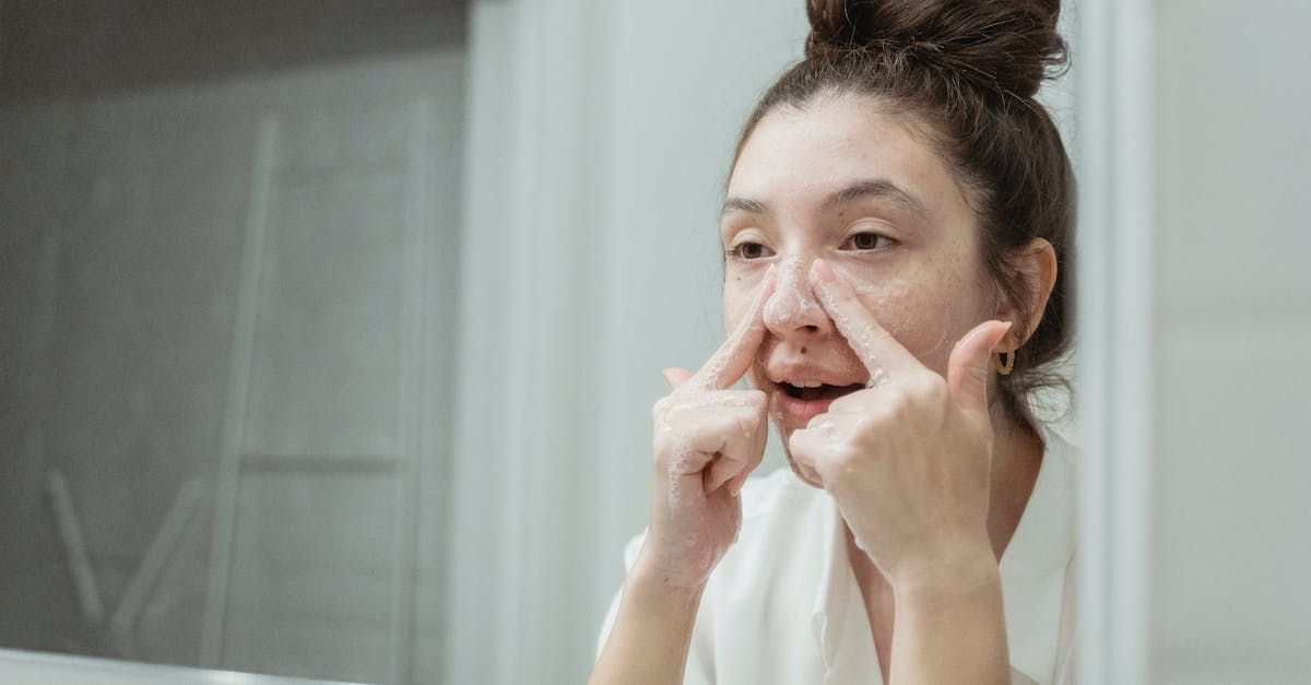 découvrez les bienfaits de l'exfoliation pour votre peau ! apprenez comment éliminer les cellules mortes, améliorer le teint et favoriser un éclat naturel. nos astuces et conseils vous guideront vers un rituel de beauté efficace et adapté à votre type de peau.