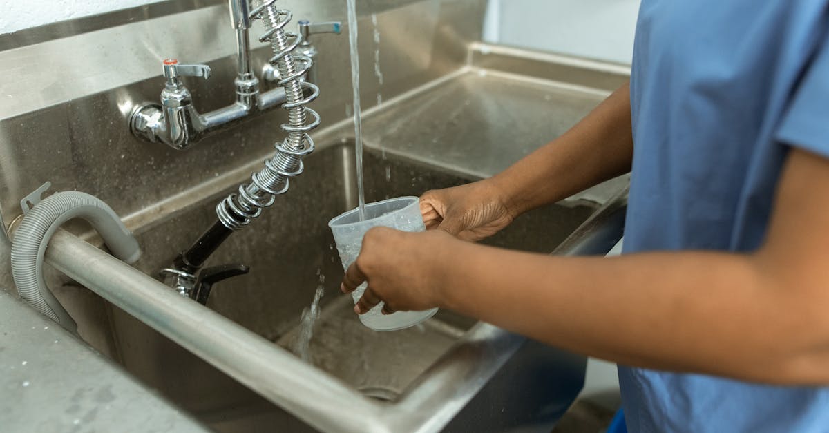 découvrez l'importance de l'hygiène alimentaire pour assurer la sécurité de vos repas. apprenez des conseils pratiques, des normes à respecter et des bonnes pratiques pour prévenir les maladies d'origine alimentaire.