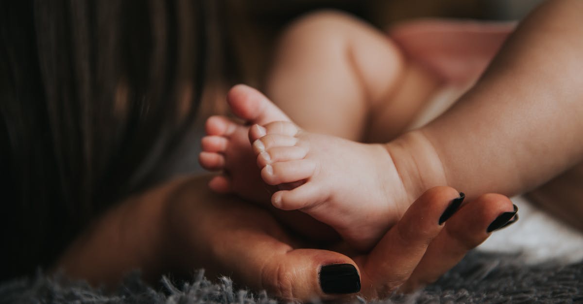 découvrez les astuces efficaces pour éliminer les odeurs de pieds désagréables. apprenez les causes, les remèdes maison et les conseils d'hygiène pour garder vos pieds frais et sans odeur.