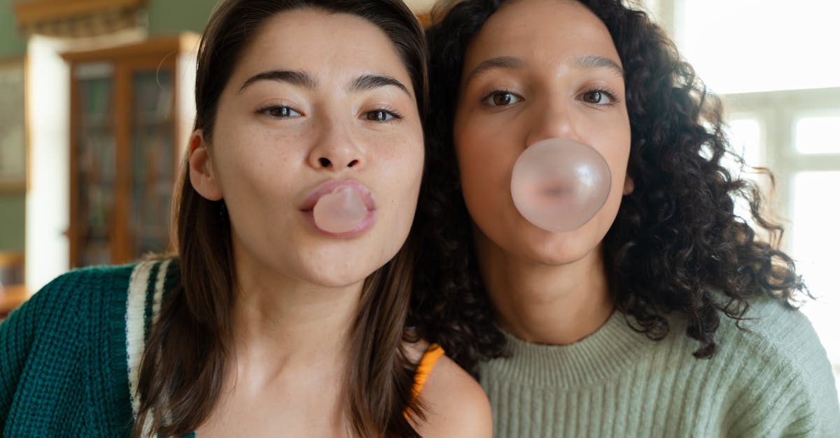 découvrez des solutions efficaces pour l'élimination de chewing-gum. apprenez des techniques simples et des produits adaptés pour nettoyer vos surfaces sans les abîmer.
