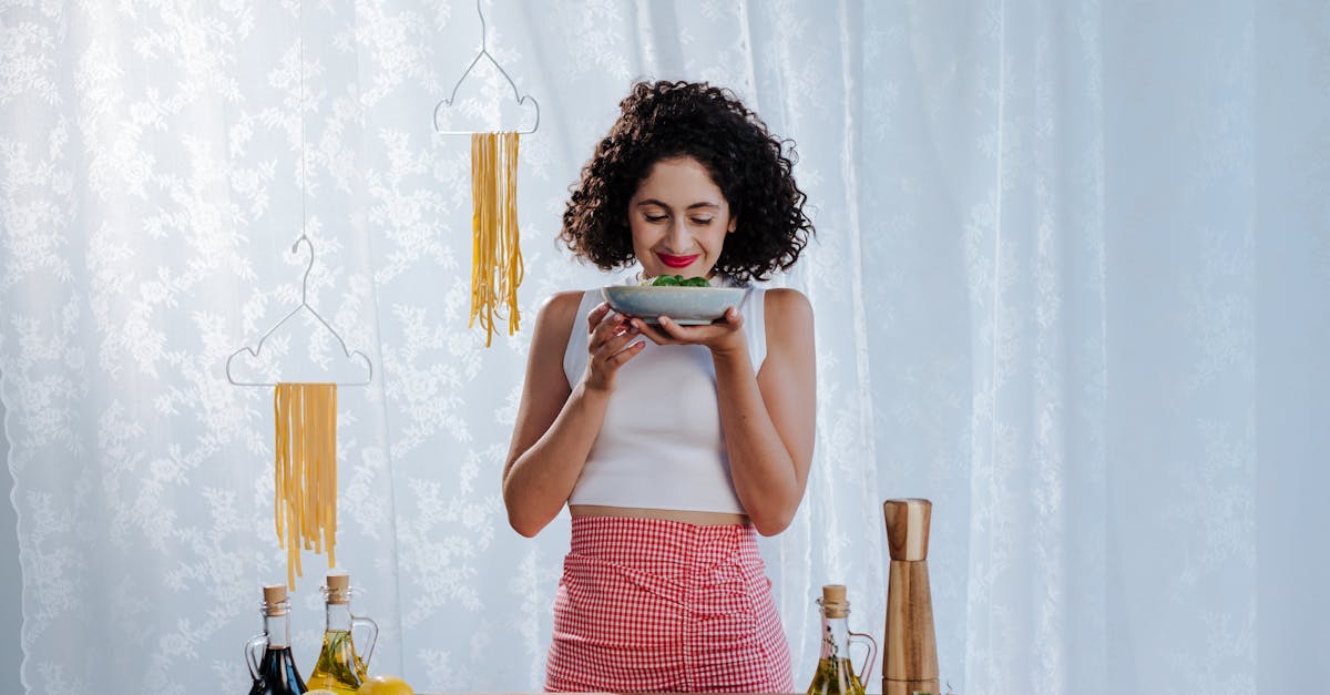 découvrez tout ce qu'il faut savoir sur le vinaigre : ses types, ses bienfaits pour la santé, ses usages en cuisine et son rôle dans l'entretien de la maison. explorez les recettes et astuces pour intégrer le vinaigre dans votre quotidien.