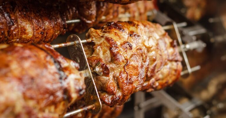 découvrez l'art du barbecue avec nos conseils, recettes savoureuses et astuces pour réussir vos grillades. transformez vos repas en moments inoubliables et savourez la convivialité des barbecues entre amis ou en famille.