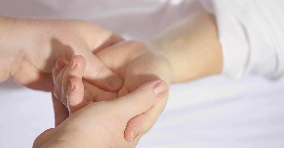 découvrez le blister relief, une solution efficace pour soulager la douleur et l'inconfort causés par les ampoules. profitez d'un confort optimal et d'une protection durable pour vos pieds, que ce soit lors de vos activités sportives ou au quotidien. dernière innovation en matière de soins, ce produit est indispensable pour les personnes actives.