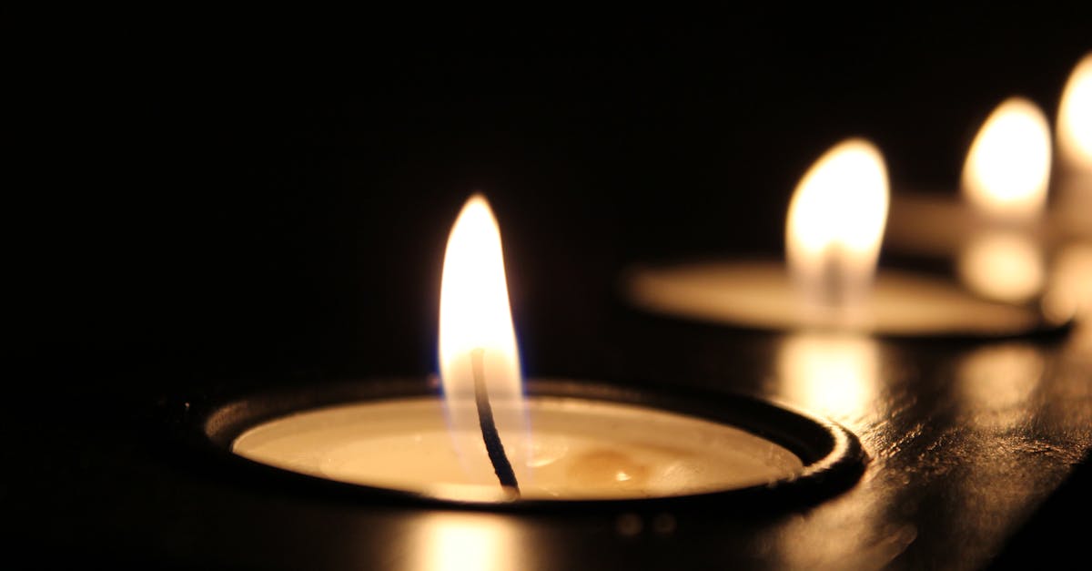 découvrez notre vaste sélection de bougies artisanales, créées pour illuminer votre intérieur avec élégance et convivialité. transformez chaque moment en une expérience sensorielle unique grâce à nos parfums envoûtants et notre design raffiné.