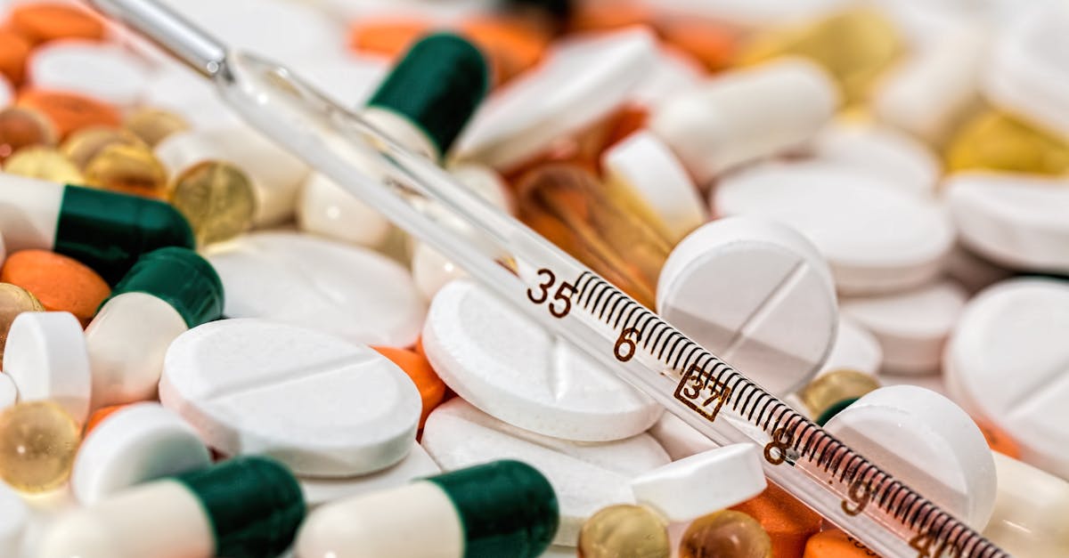 découvrez tout ce qu'il faut savoir sur la fièvre : causes, symptômes, traitements et conseils pour en soulager les effets. informez-vous sur les différentes formes de fièvre et apprenez à mieux gérer votre santé.