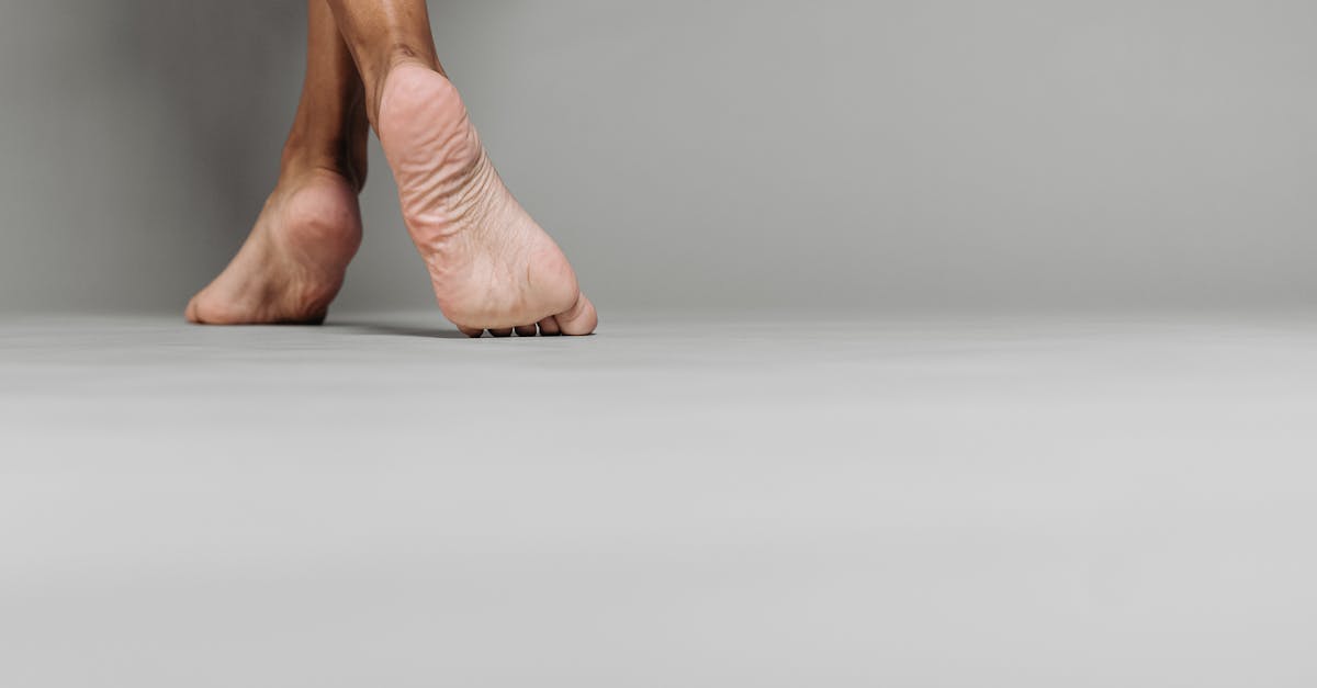 découvrez les meilleures pratiques et conseils pour prendre soin de vos pieds avec footcare. explorez nos astuces pour maintenir des pieds en pleine santé, éviter les douleurs et profiter de votre quotidien en toute légèreté.