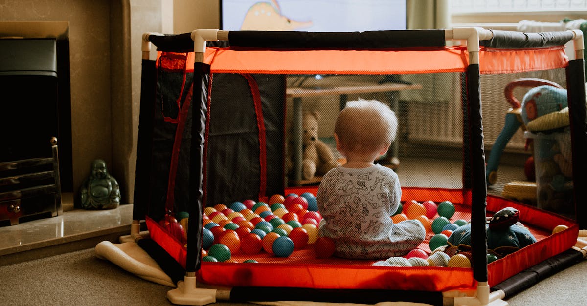 découvrez notre large sélection de parcs pour enfants, offrant sécurité et confort pour vos petits. idéals pour jouer en toute sérénité, nos playpens sont conçus pour s'adapter à tous les espaces et répondre aux besoins des parents. faites le choix d'un environnement sûr et amusant pour votre bébé !