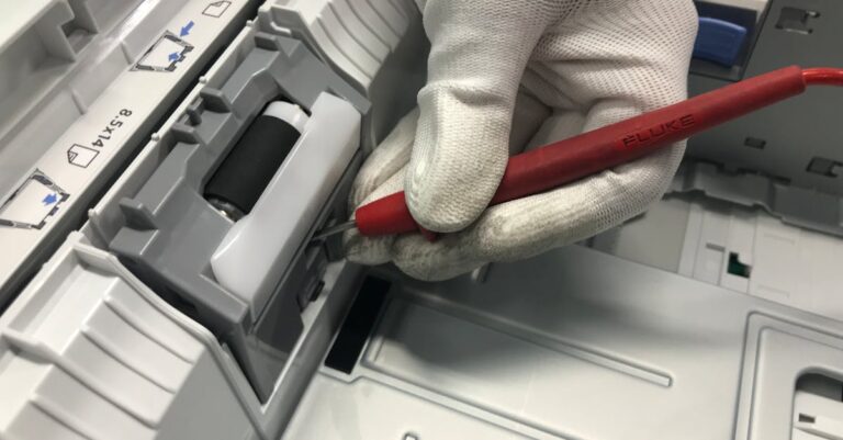 découvrez nos services de maintenance d'imprimantes pour garantir un fonctionnement optimal de vos équipements. profitez de conseils d'experts, d'interventions rapides et d'un entretien régulier afin de prolonger la durée de vie de vos imprimantes et d'assurer une qualité d'impression irréprochable.