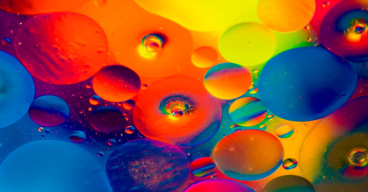 découvrez les bienfaits de l'huile de cynorrhodon pour votre peau et vos cheveux. riche en antioxydants et en acides gras essentiels, cette huile naturelle favorise l'hydratation, la régénération cellulaire et apporte éclat et douceur à votre teint.